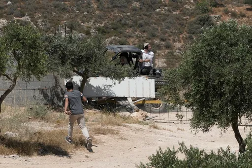 Children among eight Palestinians injured in illegal Israeli settler attack in occupied West Bank