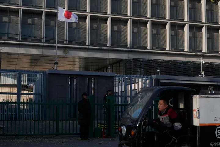China blacklists 20 Japanese entities amid trade tensions